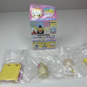 NEW (Open Box) Sumikko Gurashi Fashion Show Set / Re-Ment Miniatures Japan